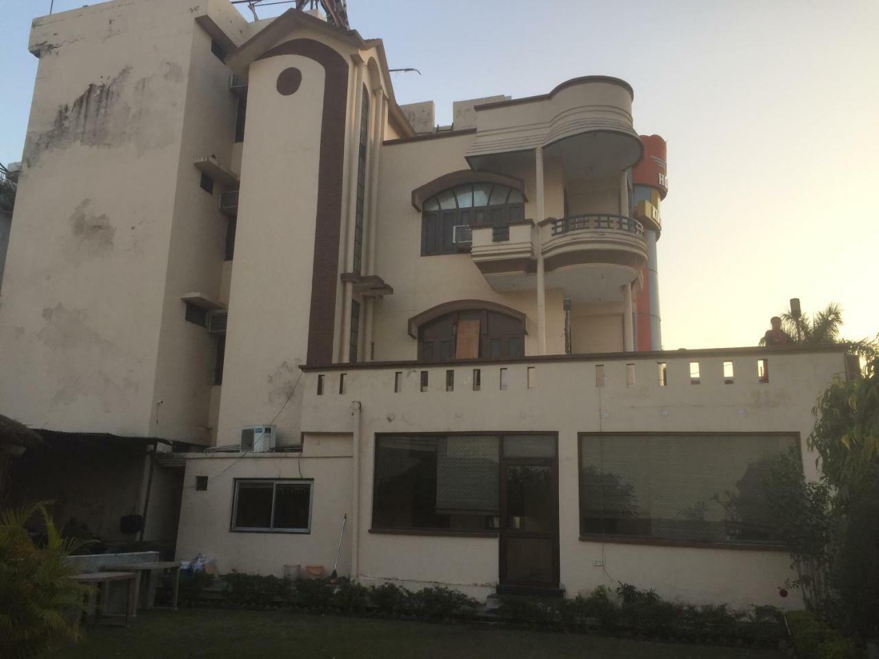 Hotel Kings Inn Haridwār Exterior foto